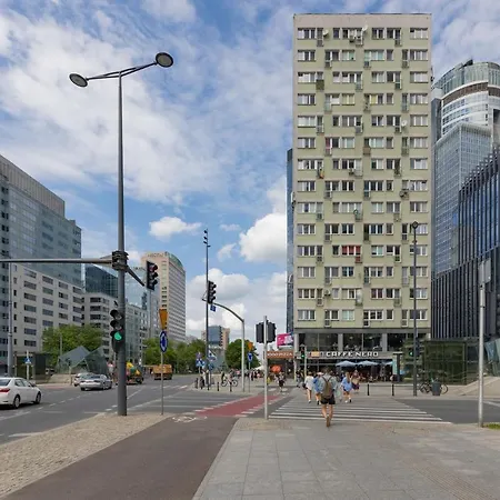 Apartmán Jana Pawla Ii Next To The Metro By Renters Varšava
