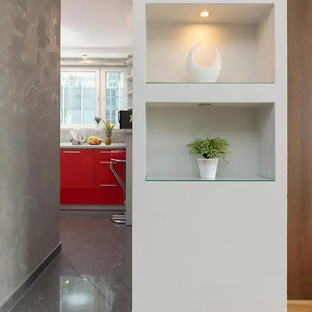 Apartment Jana Pawla Ii Next To The Metro By Renters