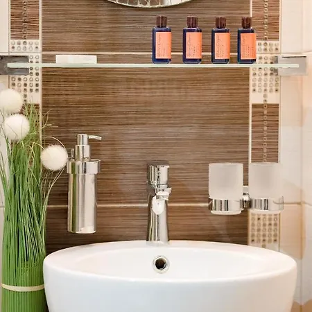 Apartment Jana Pawla Ii Next To The Metro By Renters